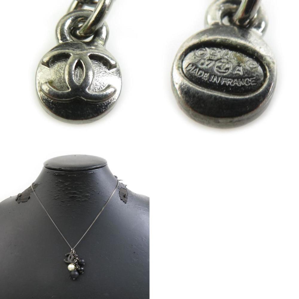 CHANEL Black Pearl Logo Necklace - Picture 5 of 5